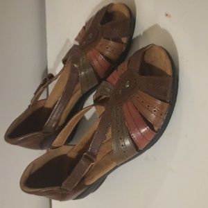 Women's EARTH ORGIN CUSHIONED sandal shoes sz 10M